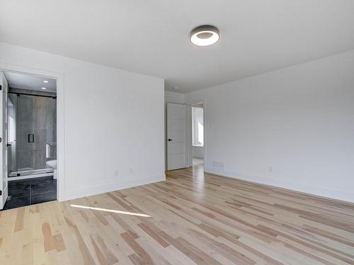 Master bedroom - 5435 Rue Domville, Longueuil (Saint-Hubert), QC - Indoor Photo Showing Other Room