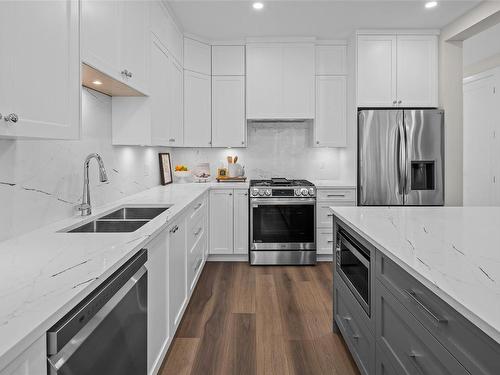 1526 Marble Pl, Langford, BC - Indoor Photo Showing Kitchen With Double Sink With Upgraded Kitchen