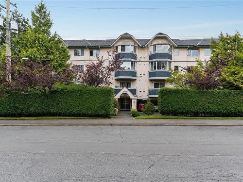 307-2900 Orillia St, Saanich, BC - Outdoor With Balcony With Facade