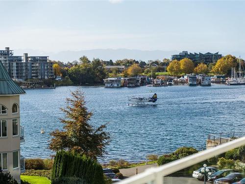 314-68 Songhees Rd, Victoria, BC - Outdoor With Body Of Water With View