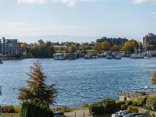 314-68 Songhees Rd, Victoria, BC - Outdoor With Body Of Water With View