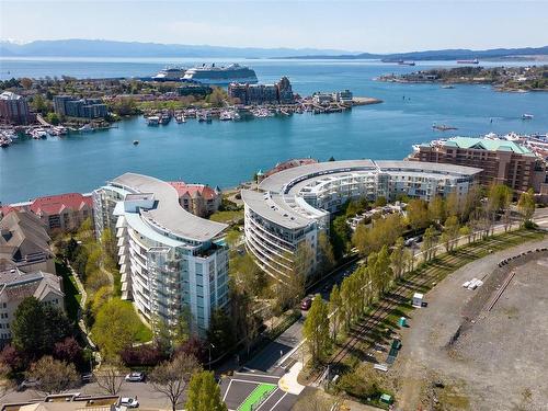 314-68 Songhees Rd, Victoria, BC - Outdoor With Body Of Water With View