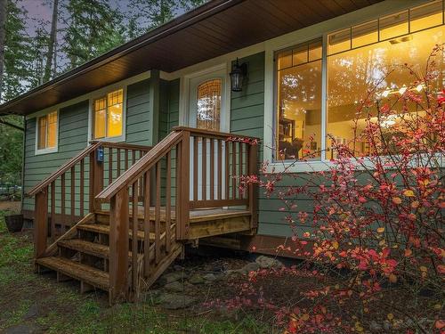 312 Spruce Ave, Gabriola Island, BC 