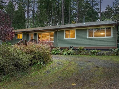 312 Spruce Ave, Gabriola Island, BC 