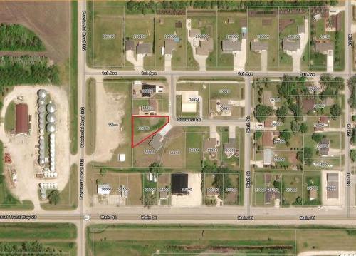 33 Sunwest Dr, Lowe Farm, MB 