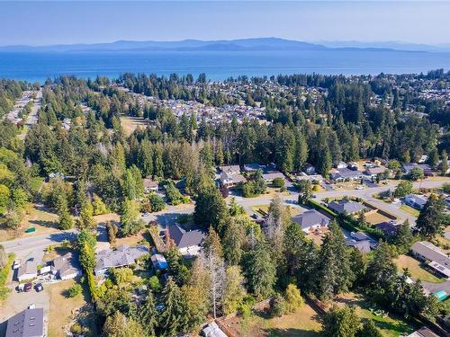 1242 Sunrise Dr, Parksville, BC 