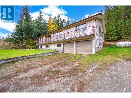 8247 Westsyde Road, Kamloops, BC - Outdoor