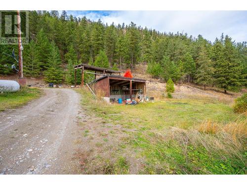 8247 Westsyde Road, Kamloops, BC - Outdoor