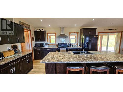 1796 Meadowbrook Settlement Road Lot# Lot 8, Kimberley, BC - Indoor Photo Showing Kitchen With Double Sink