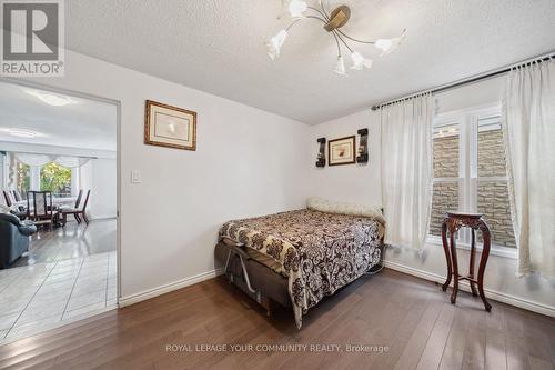 154 Lisa Crescent, Vaughan, ON - Indoor Photo Showing Bedroom