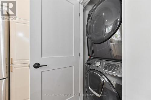 6 Lankin Boulevard, Toronto, ON - Indoor Photo Showing Laundry Room