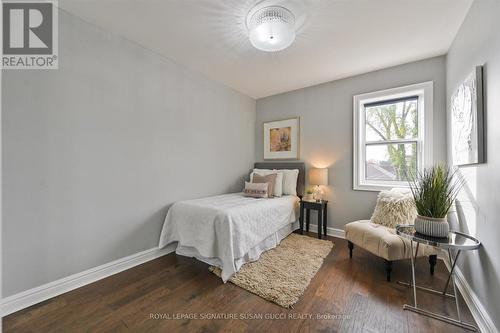 6 Lankin Boulevard, Toronto, ON - Indoor Photo Showing Bedroom