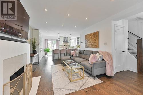 6 Lankin Boulevard, Toronto, ON - Indoor Photo Showing Living Room