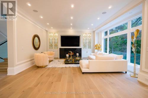 21 Birch Avenue, Richmond Hill, ON - Indoor Photo Showing Living Room