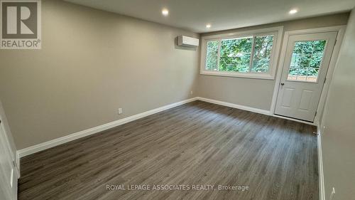 98 Sixth Avenue, Brantford, ON - Indoor Photo Showing Other Room