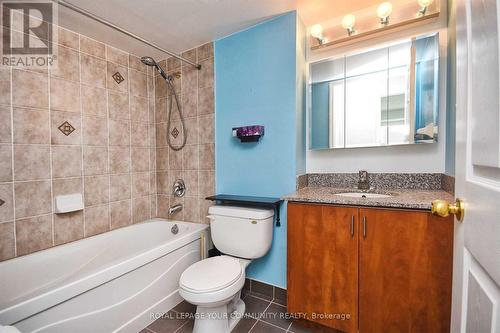 1119 - 185 Oneida Crescent S, Richmond Hill, ON - Indoor Photo Showing Bathroom