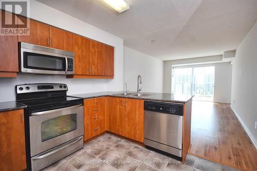 1119 - 185 Oneida Crescent S, Richmond Hill, ON - Indoor Photo Showing Kitchen