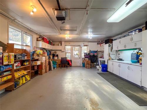 3506 Willowdale Crescent, Brandon, MB - Indoor Photo Showing Garage