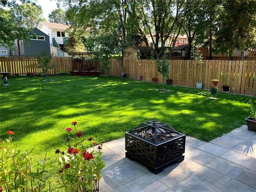 3506 Willowdale Crescent, Brandon, MB - Outdoor With Backyard