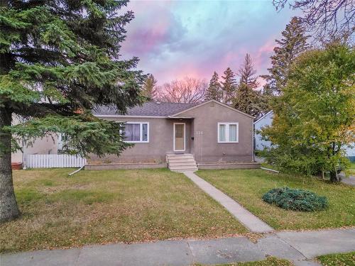 526 24Th Street, Brandon, MB - Outdoor