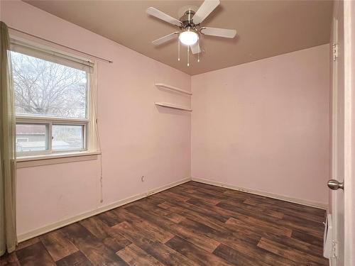 526 24Th Street, Brandon, MB - Indoor Photo Showing Other Room