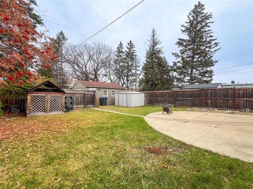 526 24Th Street, Brandon, MB - Outdoor With Backyard