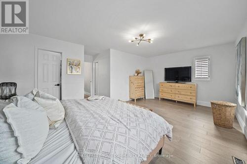 18 Sheardown Trail, Caledon, ON - Indoor Photo Showing Bedroom