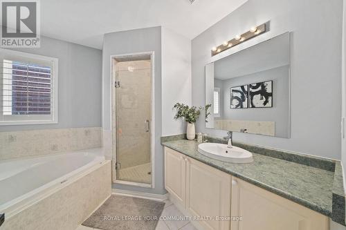 18 Sheardown Trail, Caledon, ON - Indoor Photo Showing Bathroom