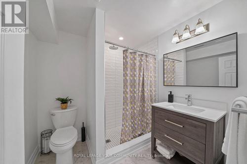 18 Sheardown Trail, Caledon, ON - Indoor Photo Showing Bathroom