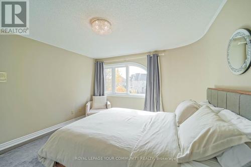 23 Anglin Drive, Richmond Hill, ON - Indoor Photo Showing Bedroom