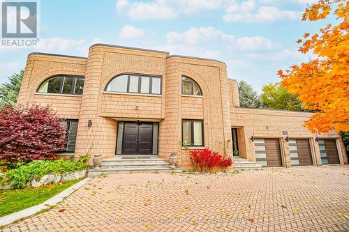 23 Anglin Drive, Richmond Hill, ON - Outdoor