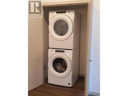 766 Tranquille Road Unit# 407, Kamloops, BC - Indoor Photo Showing Laundry Room