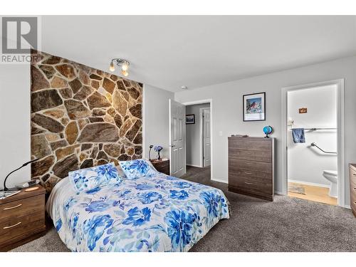 319 Brooke Drive, Chase, BC - Indoor Photo Showing Bedroom