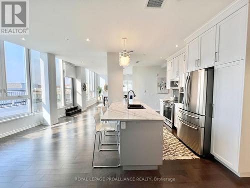 312 - 199 Front Street, Belleville, ON - Indoor Photo Showing Kitchen With Upgraded Kitchen