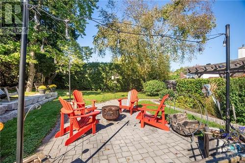 22 Stroughton Crescent, Munster, ON - Outdoor