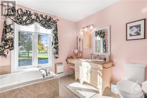 3695 Front Road, Hawkesbury, ON - Indoor Photo Showing Bathroom