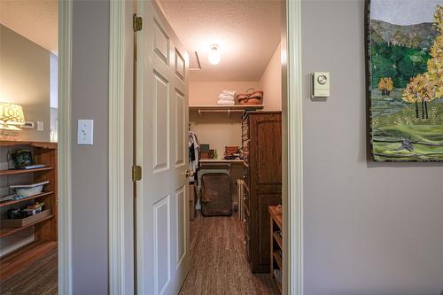 7-4404 Pleasant Valley Road, Vernon, BC - Indoor Photo Showing Other Room