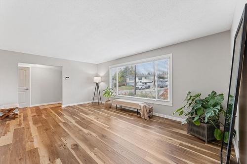 680 Princess Road, Kelowna, BC - Indoor