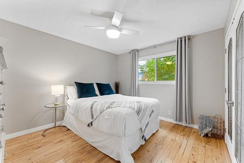 680 Princess Road, Kelowna, BC - Indoor Photo Showing Bedroom