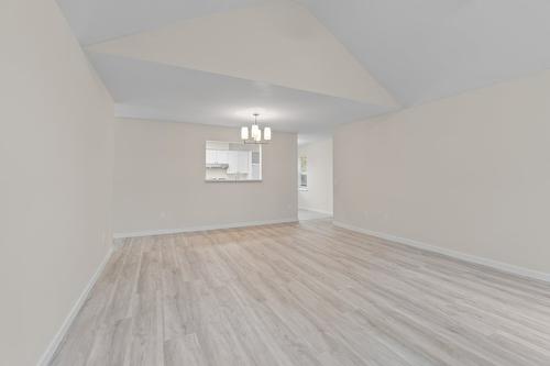 7-171 17 Street, Salmon Arm, BC - Indoor Photo Showing Other Room