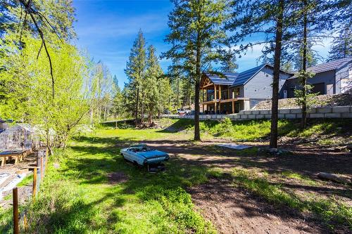 861 Firwood Road, Kelowna, BC - Outdoor