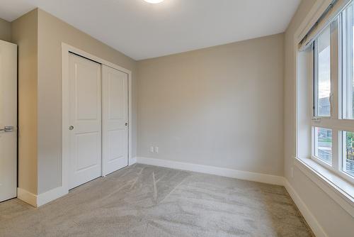 22-13098 Shoreline Way, Lake Country, BC - Indoor Photo Showing Other Room