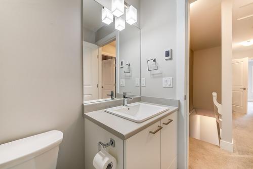 22-13098 Shoreline Way, Lake Country, BC - Indoor Photo Showing Bathroom