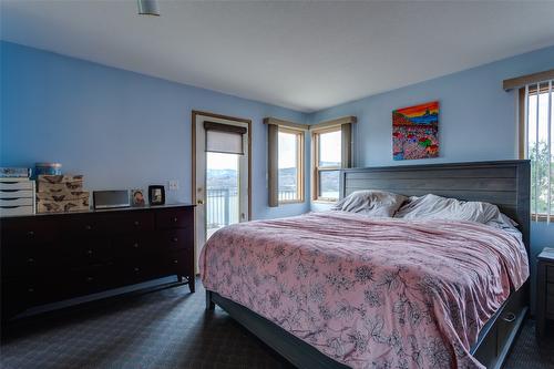 11482 Darlene Road, Lake Country, BC - Indoor Photo Showing Bedroom