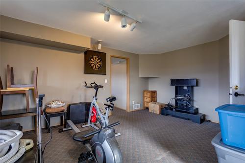 11482 Darlene Road, Lake Country, BC - Indoor Photo Showing Gym Room