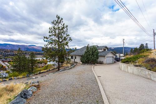 11482 Darlene Road, Lake Country, BC - Outdoor