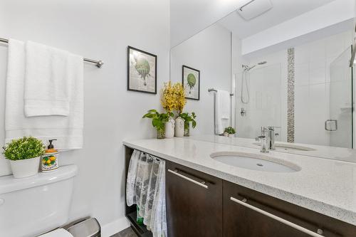 47-3626 Mission Springs Drive, Kelowna, BC - Indoor Photo Showing Bathroom