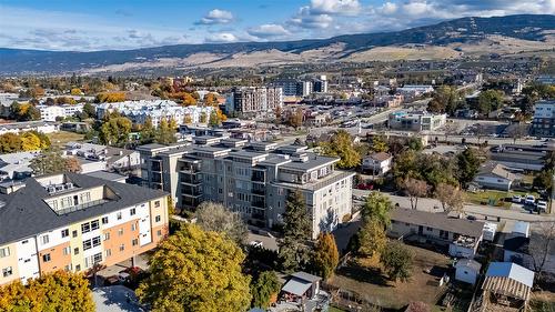 407-130 Barber Road, Kelowna, BC - Outdoor With View