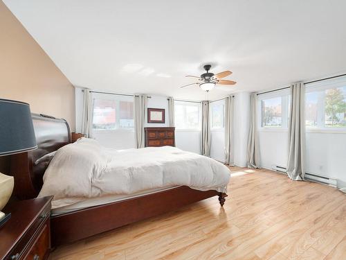 Chambre Ã  coucher principale - 9300 Rue De Marseille, Montréal (Mercier/Hochelaga-Maisonneuve), QC - Indoor Photo Showing Bedroom