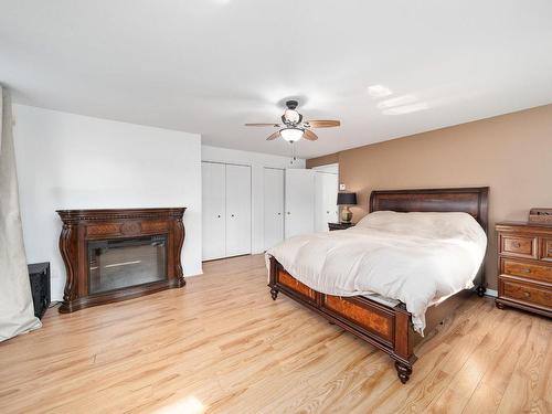 Chambre Ã  coucher principale - 9300 Rue De Marseille, Montréal (Mercier/Hochelaga-Maisonneuve), QC - Indoor Photo Showing Bedroom